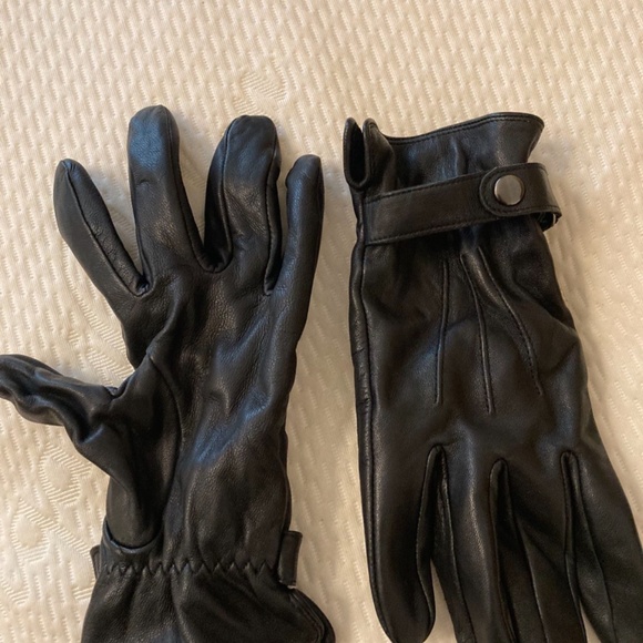 Black leather jacket - Picture 4 of 9